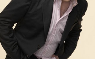 PRESS PHOTO
